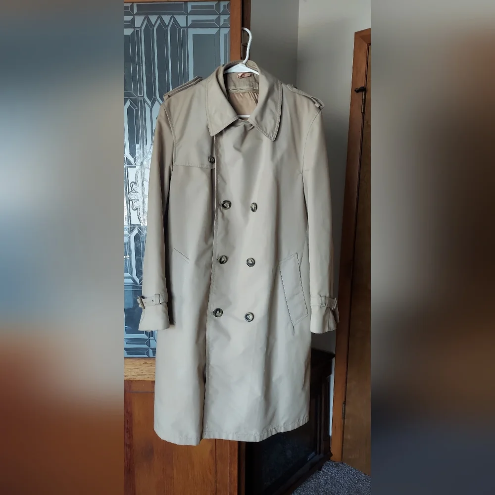 Trenchcoat Raincoat - Picture 5 of 14
